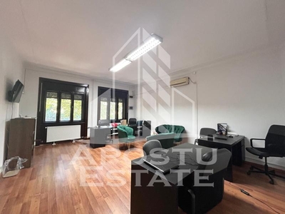 Apartament 3 camere, curte proprie, parter inalt zona Tipografilor