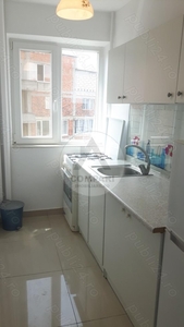 Apartament 3 camere GIROCULUI langa Spitalul Judetean etaj 2