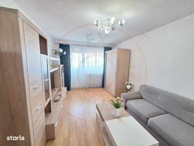 Apartament 3 camere, 84 mp utili, termoteca - central