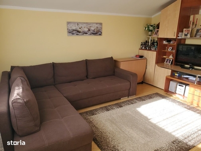 DUPLEX 180 MP UTILI + 450 MP TEREN 700 euro/mp, zona Barnova Pietrarie