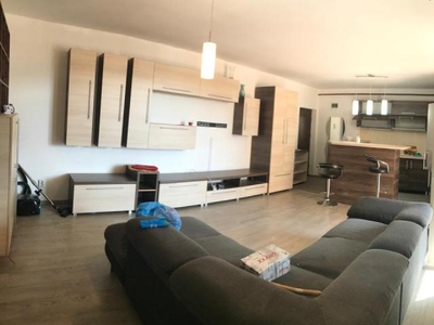 Apartament cu 3 camere, 68 mp, parcare, zona Tineretului