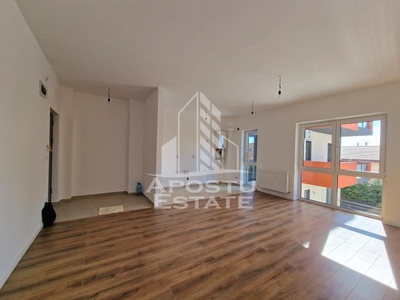 Apartament cu 3 camere, bloc nou, etaj 1, zona Torontalului