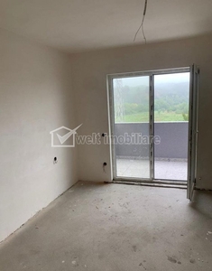 Apartament cu 3 camere zona Stadion