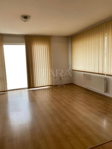 Apartament spatios de 2 camere, cu terasa generoasa