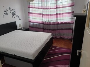 Inchiriere apartament 2 camere Grivitei, colt cu Turda Zona verde