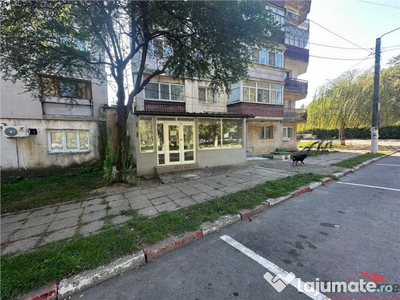 Spatiu Comercial - oras Marasesti- CENTRU, 50 mp utili-COMIS