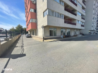 Spatiu comercial, stradal Prelungirea Ghencea. Suprafata 130mp