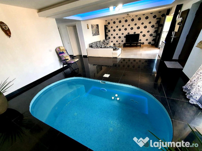 Vila 4 camere S+P+2E 351 mp, 963 mp teren cu piscina sauna si jacuzzi