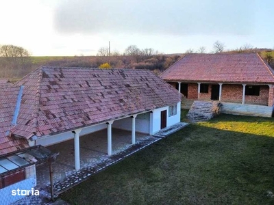 Casa individuala INTABULATĂ 107 mp, 400 mp teren D+P+1+POD - VOROVEȘ