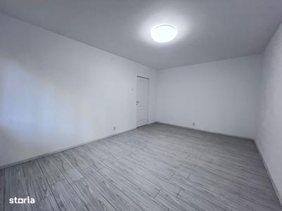 Girocului, apartament cu 3 camere, centrala proprie.