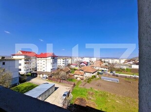 Apartament 3 camere, 2 etaje, 70mp, zona Penny