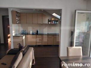 Apartament 3 camere, 85 mp, cu parcare, zona Sesul de sus