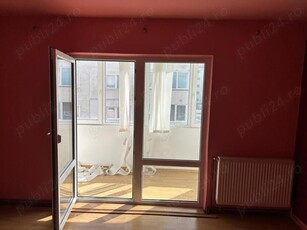 Apartament 3 camere etajul 1, Noua