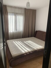 Apartament de 2 camere, 40 mp, semidecomandat, balcon, zona Vitan