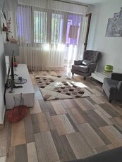 Apartament de 2 camere, 50 mp, decomandat, zona Aparatorii Patriei