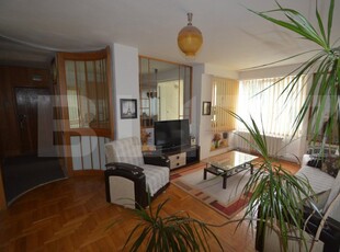 Apartament de inchiriat, deosebit, 4 camere, Centrul Civic