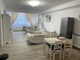 Mamaia N , Promenada 101, prima linie la mare