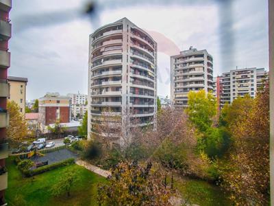 Apartament 3 camere inchiriere in bloc de apartamente Bucuresti, Stefan cel Mare