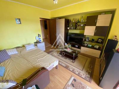 Apartament cu 4 camere de vanzare in Floresti