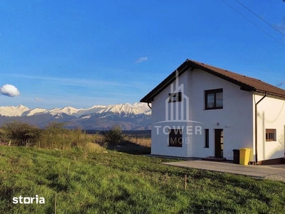 Casă individuală 5 camere | Vedere către munții Făgăraș