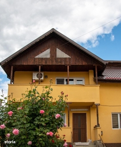 Casă Individuală cu terasă și garaj, Bulevardul Victoriei-Sub Arini