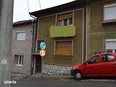 Casa central in zona strazii Ecaterina Teodoroiu