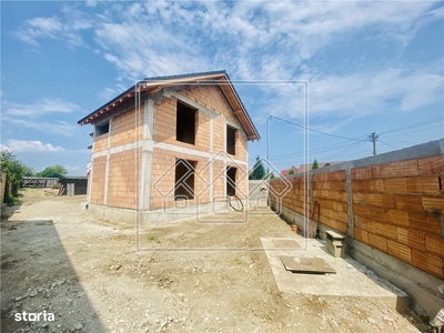 Casa in Vestem - individuala - constructie la rosu, teren 520 mp