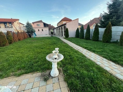 Casa + Teren / Piscina zona Ștrandului