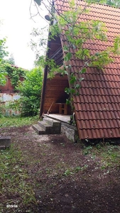 Casa individuala cu 2500 mp teren, in Parta - ID V4543