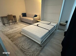 Centru - Tarom, apartament cu 3 camere, spatios