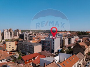 Apartament 3 camere vanzare in bloc de apartamente Targu Mures, Ultracentral