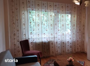 Apartament de inchiriat,etaj 1,zona Decebal