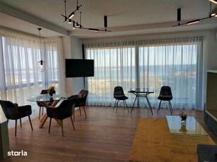 Apartament lux, frontal la mare, complet nou, cu garaj subteran