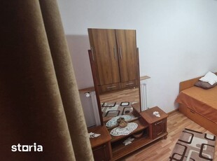 De inchiriat Apartament 3 camere Piata Sudului