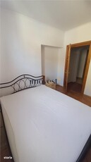 De inchiriat:Apartament cu 3 camere in zona Centrala