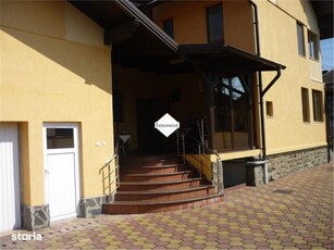 De Vanzare Casa 4 Camere in Satu Mare - Zona 14 Mai - 200 mp - 210.000