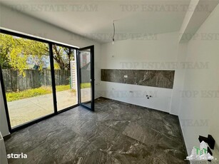 vand apartament 4 camere