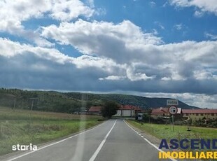 Teren intravilan cu constructie, Hoghiz, Fantana, Fagaras