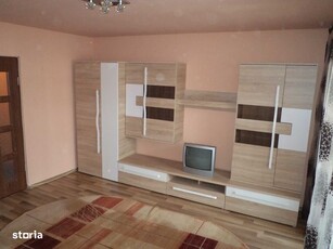 Apartament cu 2 camere in Galati, langa Piata din Micro 19, etajul 1.