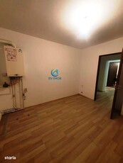 Apartament 3 camere de vanzare, zona Parcul Circului