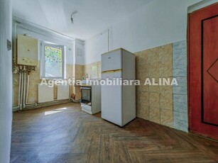 Ap. 2 camere in Deva, zona Micro, Str. Bejan, suprafata utila 35mp, semidecomandat, parter...