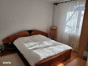 Apartament 2 camere str.Ady Endre, Andrei Muresanu, parcare in curte