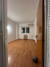 Apartament 3 camere decomandat 6/9