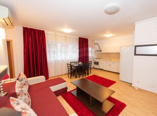 Apartament 3 camere vanzare in bloc de apartamente Bucuresti, Titan