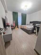 Apartament 3 camere, zona Tractorul