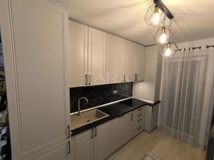 Apartament cu 2 camere de vanzare in Floresti, zona centrala.