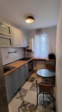 Apartament de 3 camere, 57 mp, zona Vivo