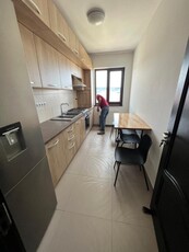 Apartament de inchiriat cu 3 camere 70mp cu parcare zona subcetate