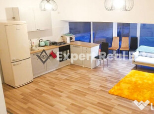 APARTAMENT SPATIOS 3 CAMERE-GRADINA PROPRIE 150 mp-PET FR...