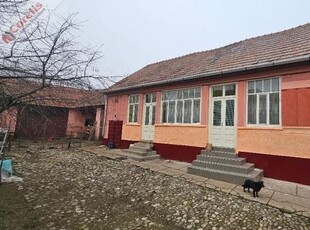 Casa cu dependinte si gradina in Ighiu - Alba Iulia